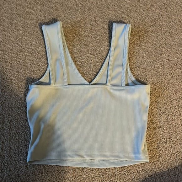 Women’s tank - Picture 3 of 3